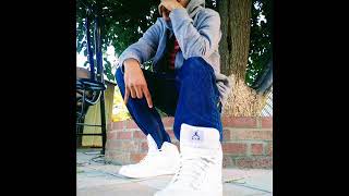 Slim Silva - Tell me