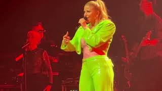 Beatrice Egli LIVE  Düsseldorf 20.04.2024 Mitsubishi Halle - Verlieb dich nicht ohne mich