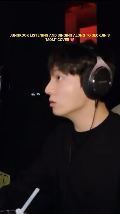 Download lagu JUNGKOOK LISTENING AND SINGING ALONG TO SEOKJIN’S “MOM” COVER #bts #btsarmy #shorts #jk #jin