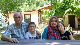 Emekli Çift Az Para Ile Güzel Bir Çi̇ftli̇k Evi̇ Kurdu Her Şey Maddiyat Değil
