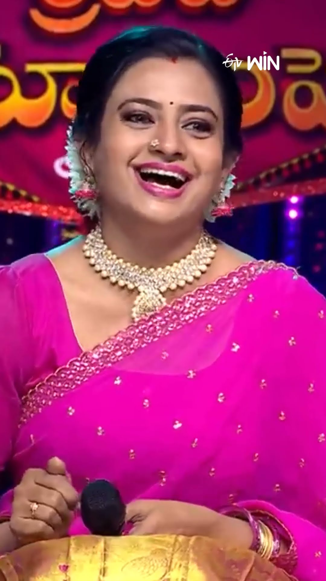 #shorts - బండికి ఇంజన్ లేదు... ఇతనిలో మ్యాటర్ లేదు..! #sridevidramacompany #comedy #ramprasad