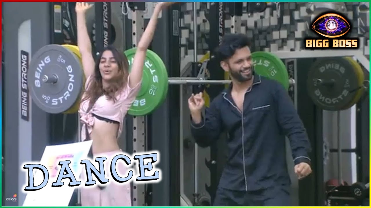 Bigg Boss 14 : Housemates Energetic Morning Dance On "Ungli Pe Nachalein" | BB 14 Day 124