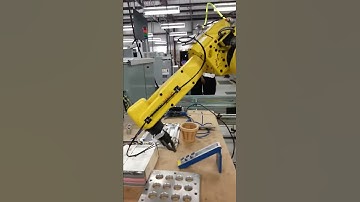 First robotic class ;) programing a Fanuc