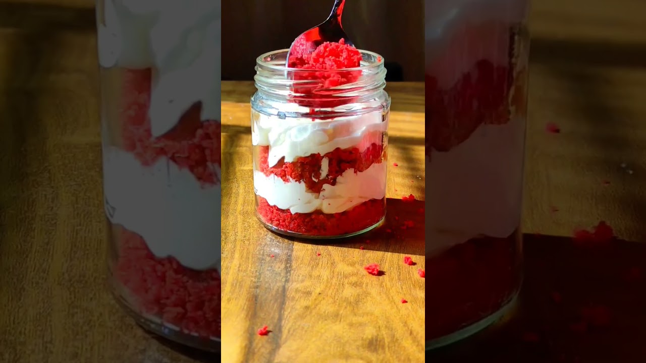 Red velvet Cake Jar 