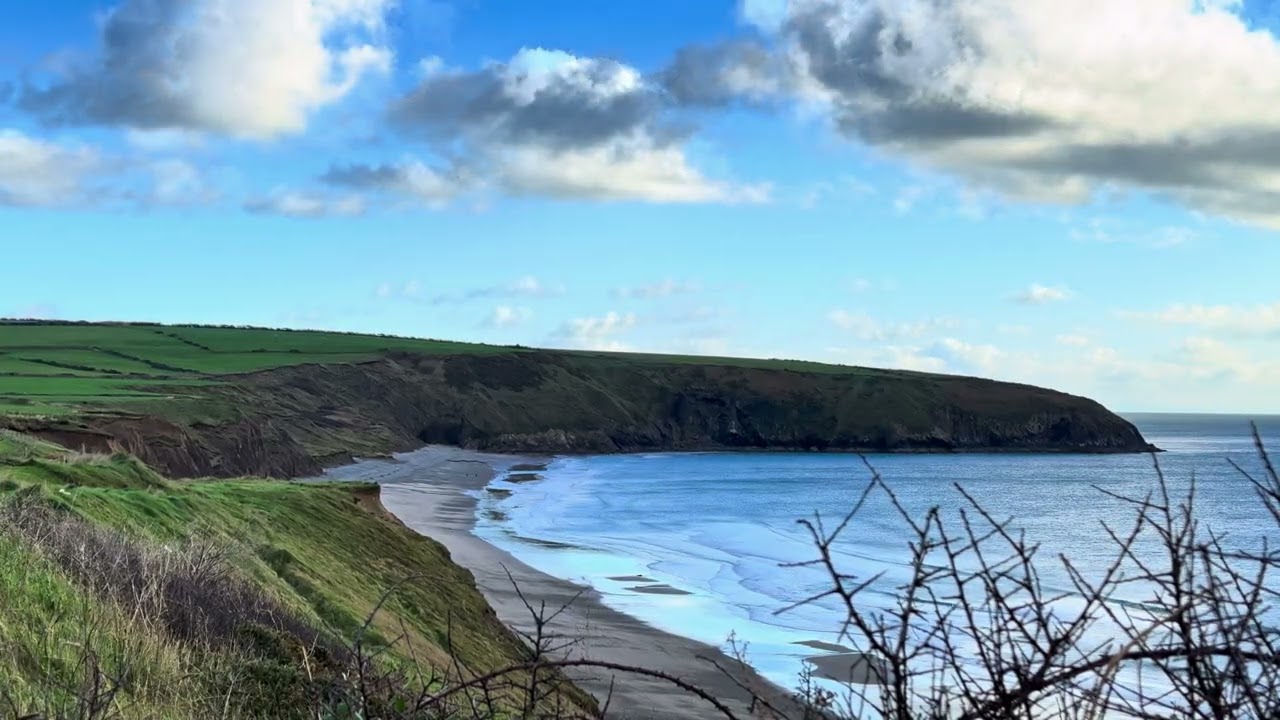 Peaceful Coastal View from Above | Calming Waves & Cloudy Sky | 4K HDR