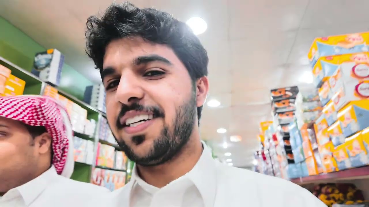 ويكند ممتع بدون تصنُّع تمشيه وخط وسوالف بكل عفويه .