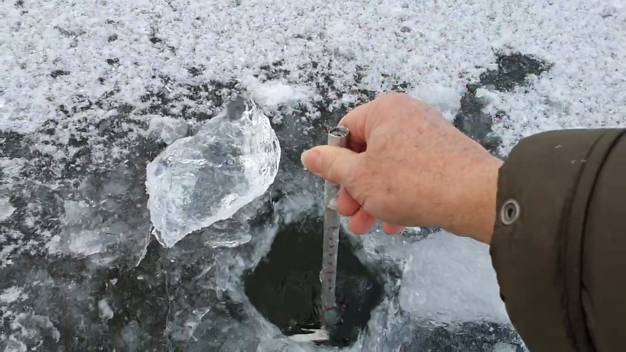 Sasek Wielki zamarza , 7 styczeń 2024 r. drugi dzień mrozu.