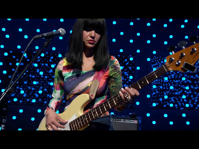 Khruangbin  -  Maria Tambien