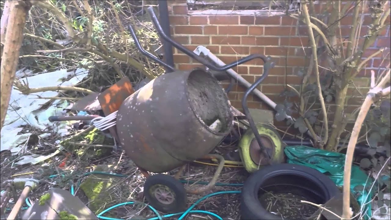 Damn Daniel Who Lives Here #1 Winter Version