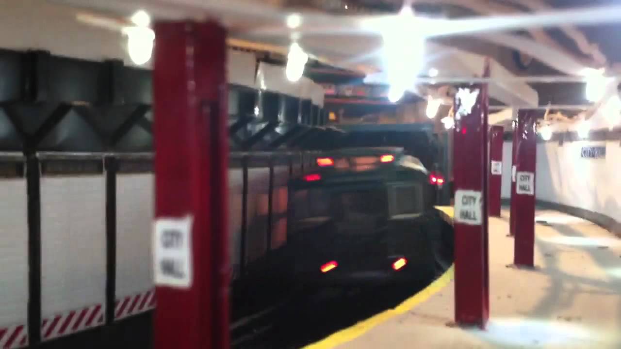 MTH R-1 Subway on Layout with Updating Signals