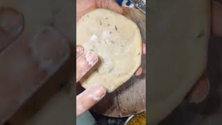 besan aur pyaaz ka paratha#viral #food #healthybreakefast #dailyvlog #recipe #tasty