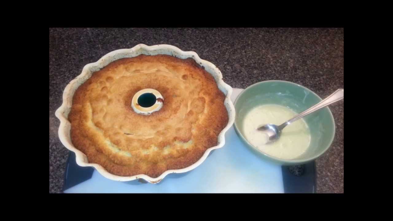 Sour Cream  -N- Lemon Pound Cake