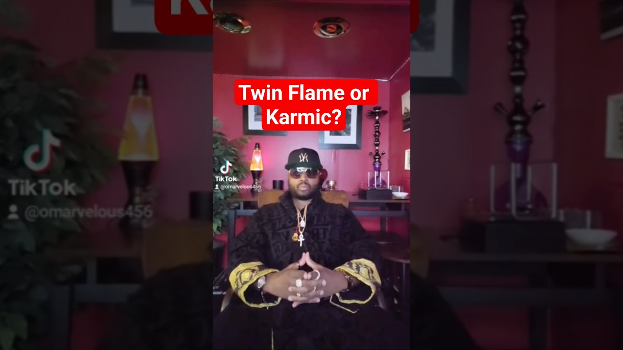 Twin Flame or Karmic? Here’s the Difference 