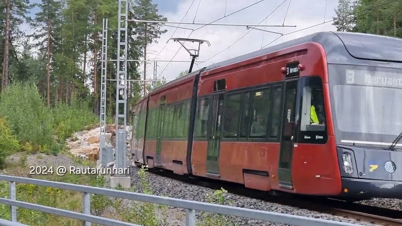 Red Tram Arrive Hallila 🇫🇮 