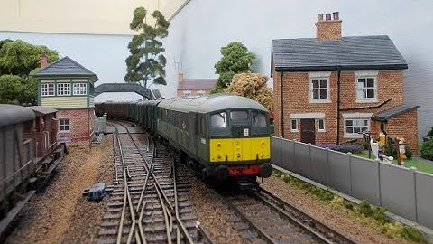 Ewhurst Green model railway - Sixties Eastern Region