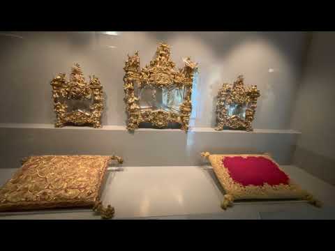 HOLTZMAN IS IN THE MUSEUM DE SAO ROQUE, LISBON PORTUGAL 7-5-22