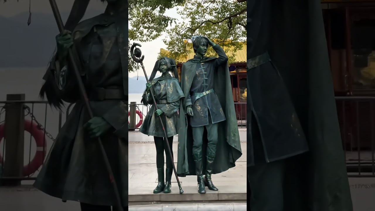 Matching as Himmel and Frieren — Statue Edition😊 #anime #game #fyp #frieren #cosplay #cosplayer