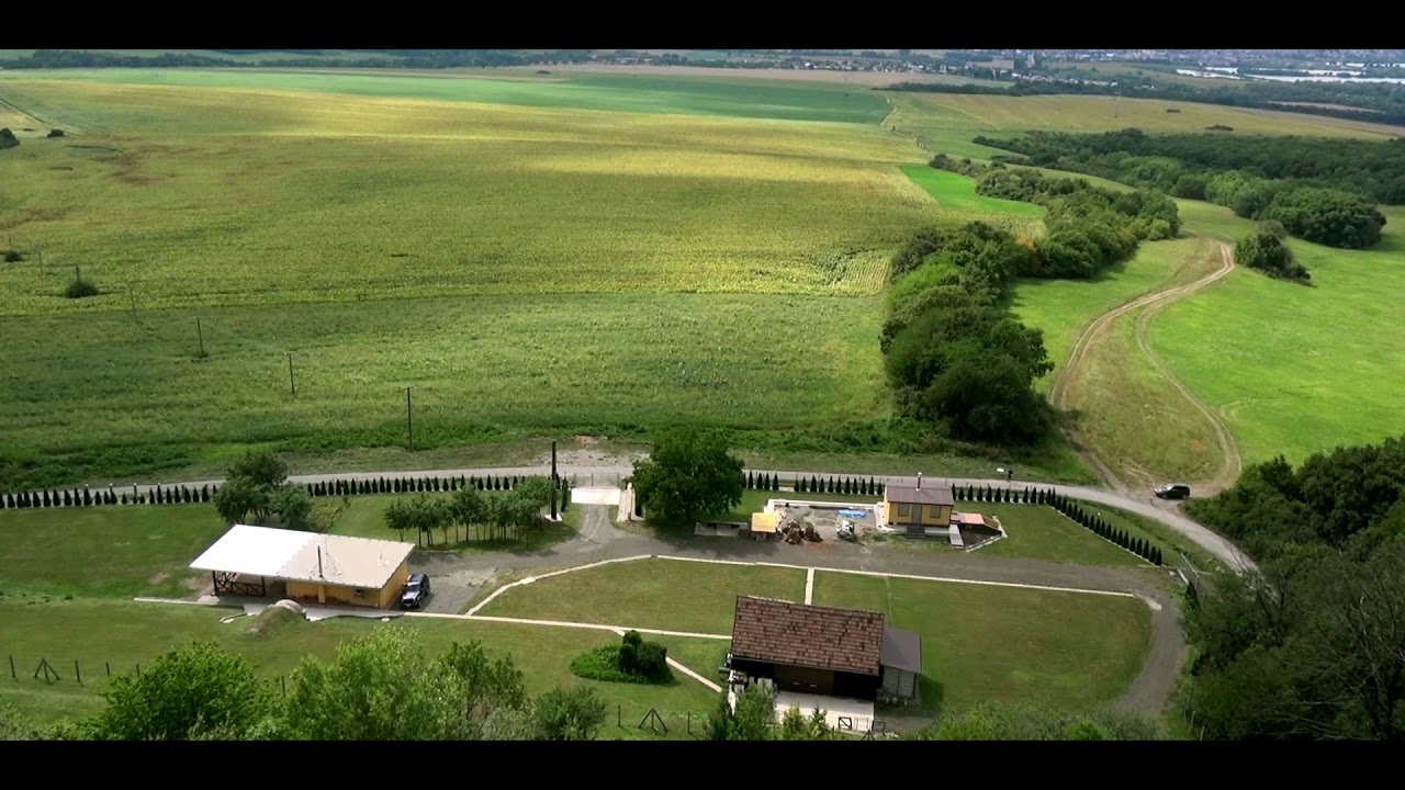 Hájenka na samote na predaj, Skároš