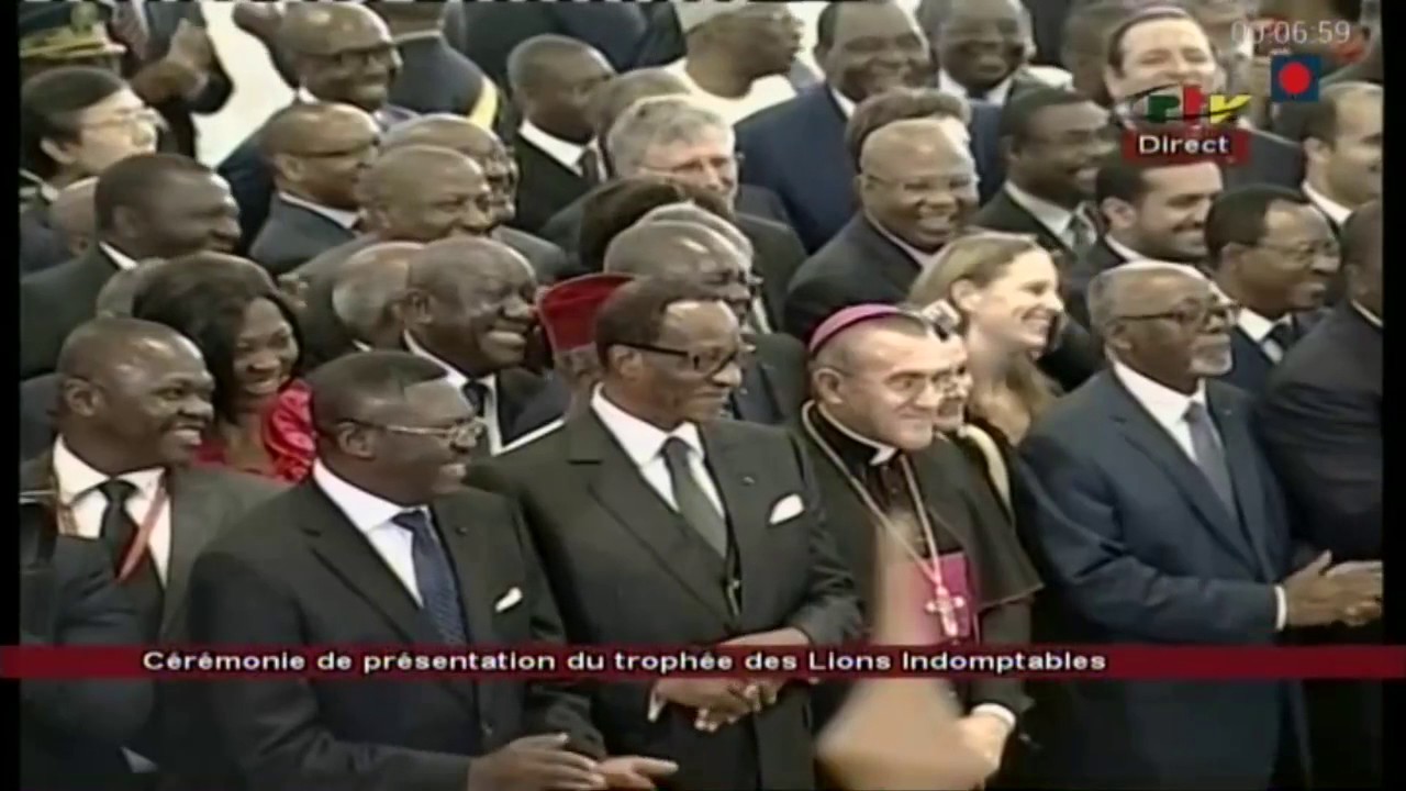 RECEPTION LIONS INDOMPTABLES PAR PAUL BIYA