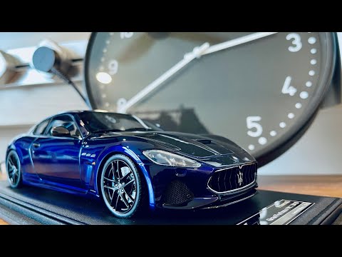 Motorhelix Maserati GranTurismo MC 2019 Blue 1:18 Scale (Unboxing