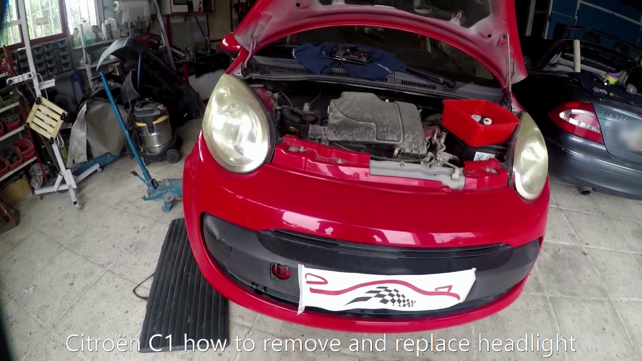 Citroën C1 how to remove and replace headlight 