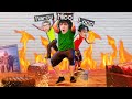 THE FLOOR IS LAVA contro I MIEI AMICI nella VITA REALE!