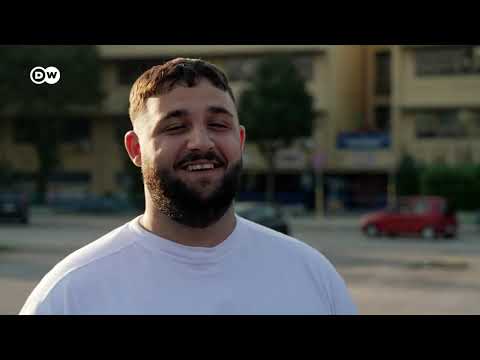 كامورا: كيف ينقذ معلمو نابولي الشباب من المافيا؟