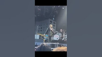 Gerard Way worried about interrupting his own show | Dublin 2022