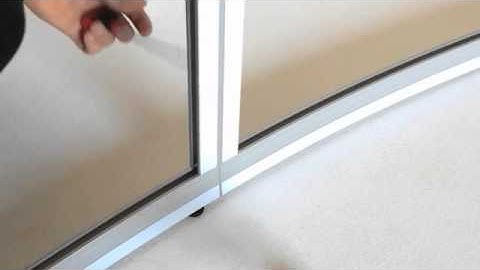 How To Assemble A Curved Centro Portable Display