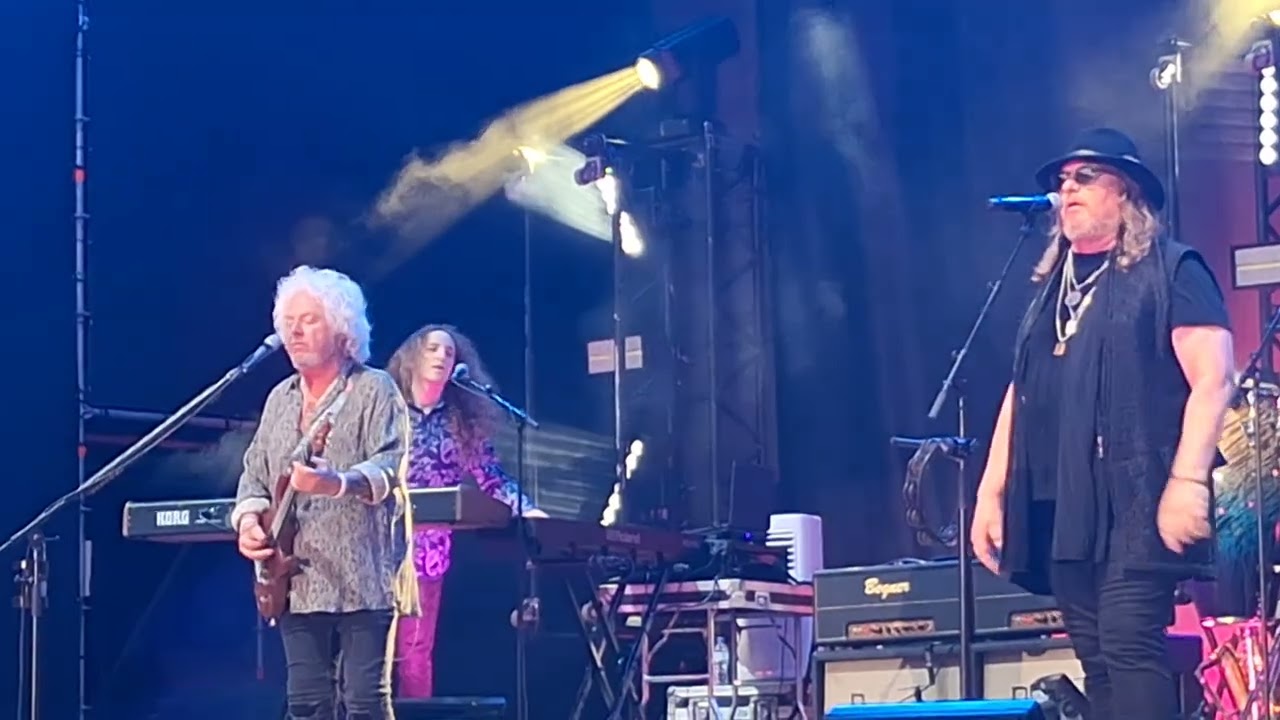 Toto - 99 (live in Barcelona, July 26th 2024)