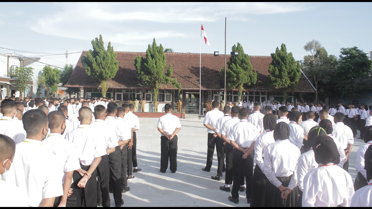 MASA PENGENALAN LINGKUNGAN SEKOLAH SISWA SISWI SMK NEGERI 1 BONDOWOSO TAHUN AJARAN 2022/20223