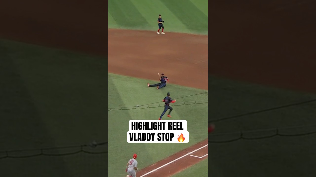 Vladimir Guerrero Jr. makes an incredible defensive stop for the out 😤 #MLB #Toronto #BlueJays