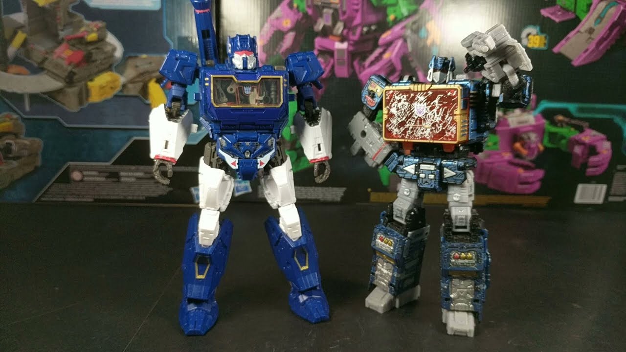 Studio Series Bumblebee Movie Soundwave and Ravage. Review #42