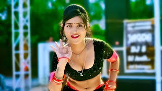 Kada Kada Suit Me Tu Laage Bairan Maal Ch | काडा काडा सूट मे तू लागे बैरन माल छ || Balkrishan Kardam