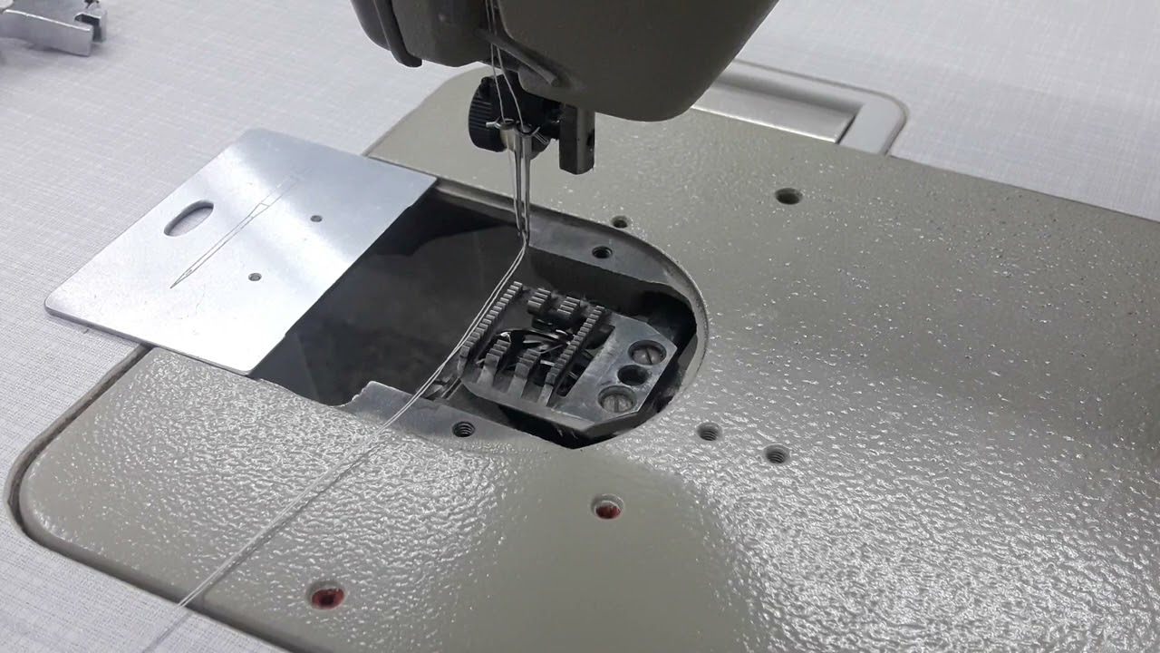 Bernina 217 Nervür Makinesinde Alttan Kordon verme