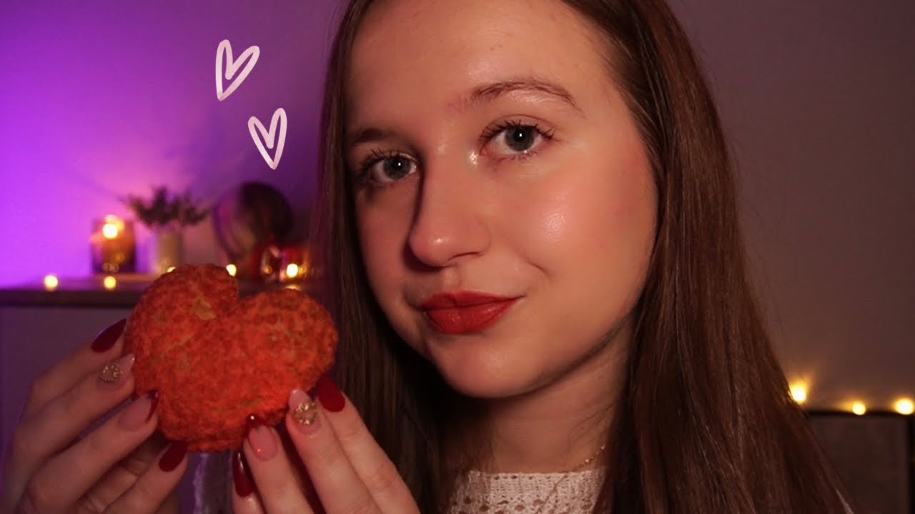 ASMR | on parle d’amour 💖 (chuchotements et attentions)
