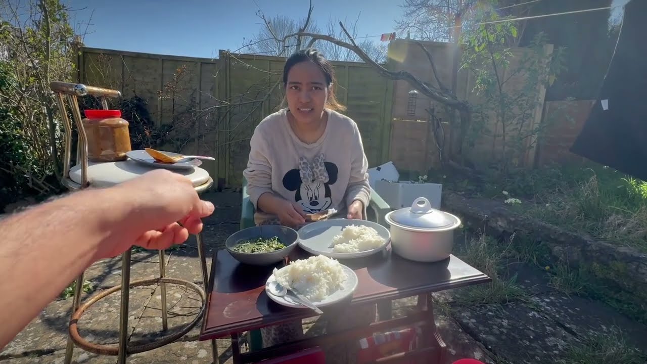 “Chasing the Sun – The Best Sunshine Moments! 🌞🏝️”