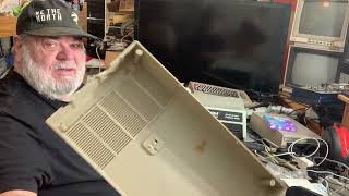 Testing A Very Discoloured Commodore 1541 Disk Drive 64 Vic-20 Documentation C64 C-64 - Episode 3869