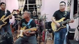 Ukai Langkau Arau - Cover ft UR Band