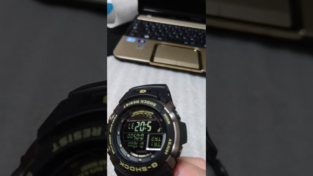 g shock watch with headphones