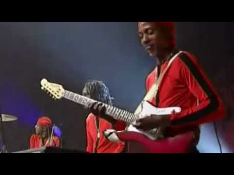 Jb Mpiana - Walayi Danico (live au Bercy de Paris 2001)