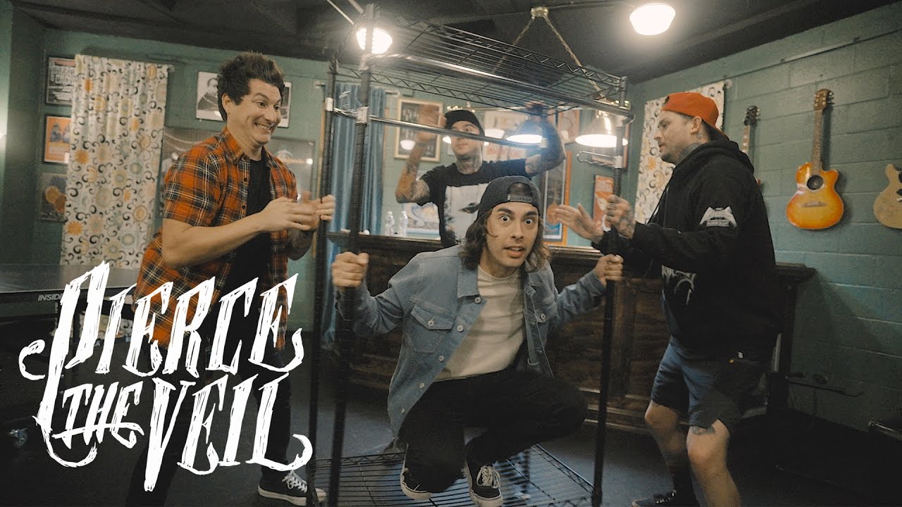 Pierce The Veil - Hold On Till May (Track 12)