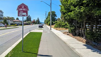 17th Street Raised Cycle Track (Courtenay, BC - July 2024)