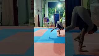 Balance body ka nahi, mindset ka game hai."#Yogalndia#Advanced Yoga#FitnessMotivation#FlexibilityGoa