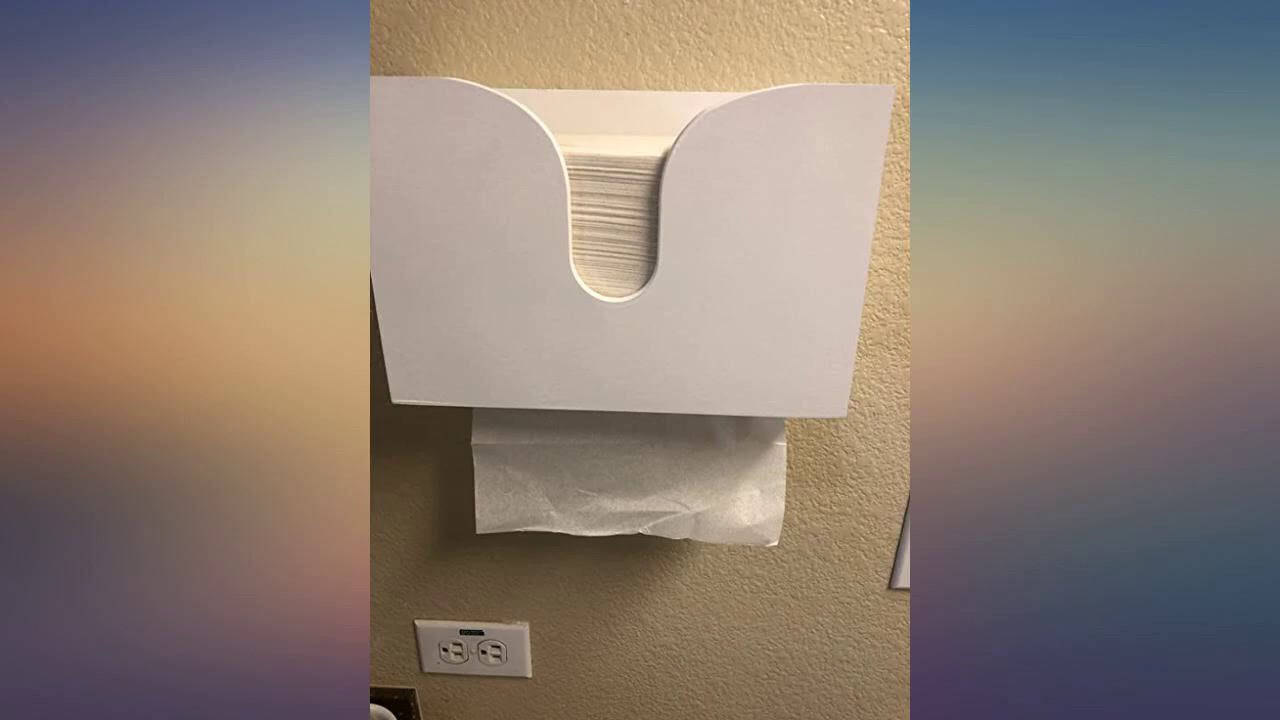 Scott Essential Multifold Paper Towels (01804) with Fast-Drying Absorbency Pockets, review