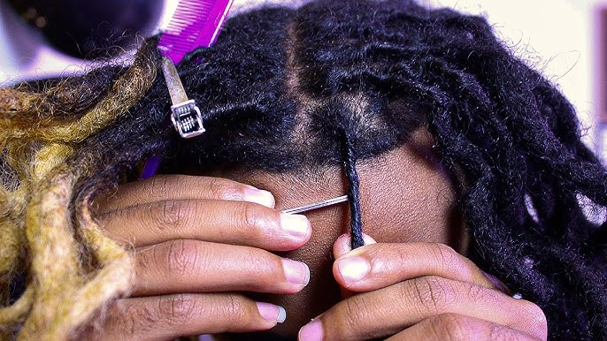 Combing Locs With Crochet Needle !! #shorts 