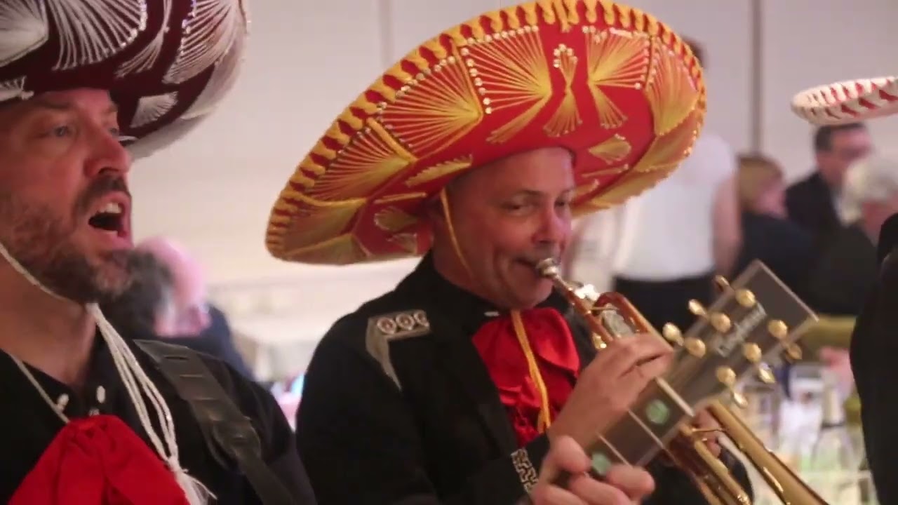 Beato Burrito Mariachi Band YouTube