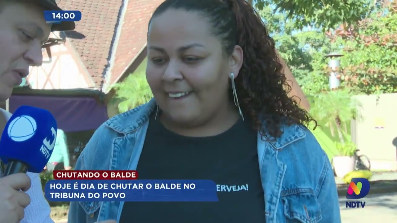 Chutando o Balde: dia de chutar o balde no Tribuna do Povo