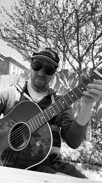 Jagtime Millionaire - Grizzly Bear Rag (Botsford via Van Bergeyk via JM, older back yard clip)