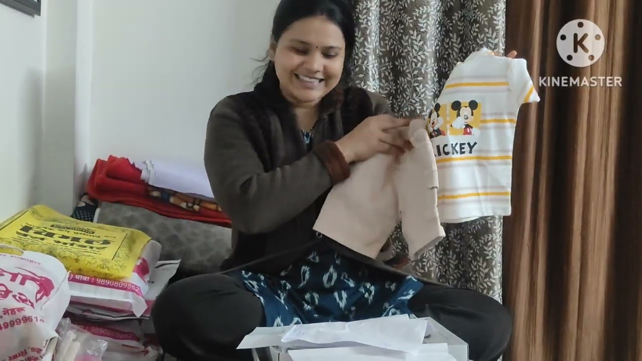 आपल्या लाडू ला सगळ्यांनी काय काय आणले😍 खूप छान dress🤭